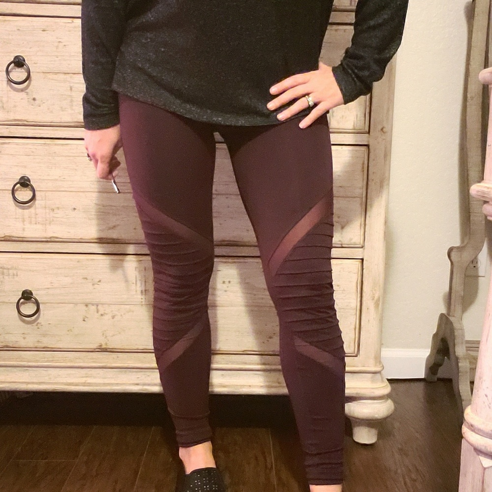 Plum leggings